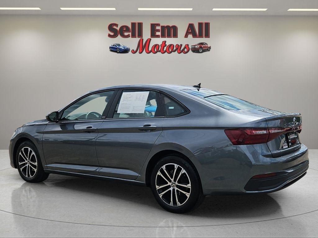 Volkswagen Jetta Sport Auto 2025