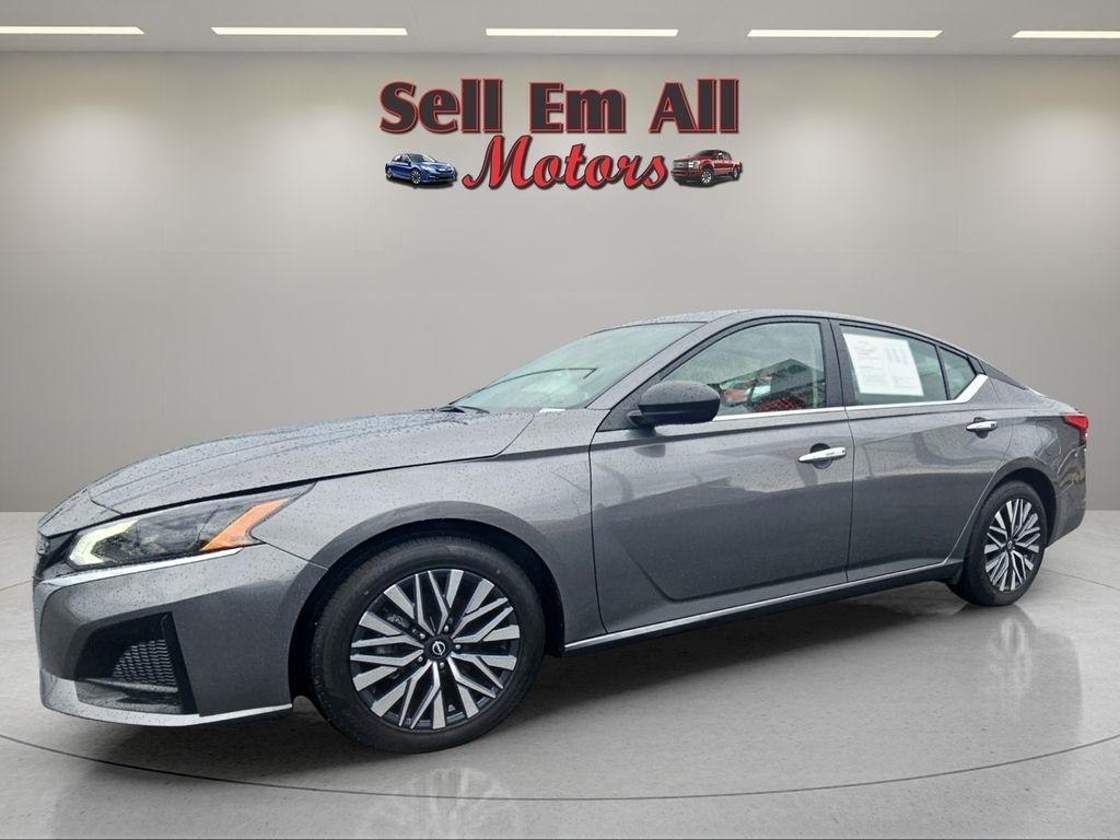2025 Nissan Altima 2.5 SV's photo