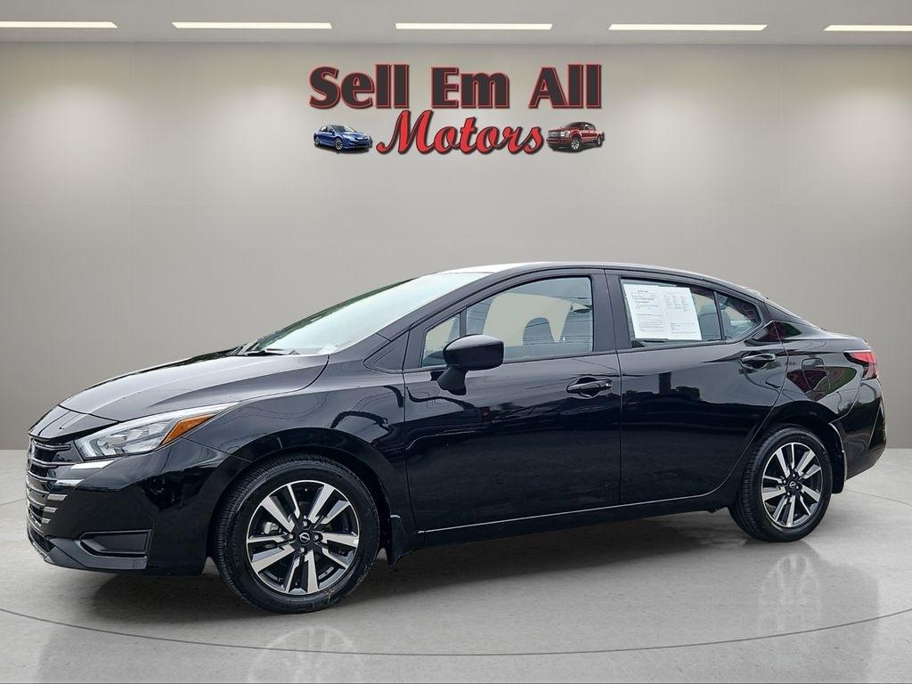 2025 Nissan Versa SV CVT