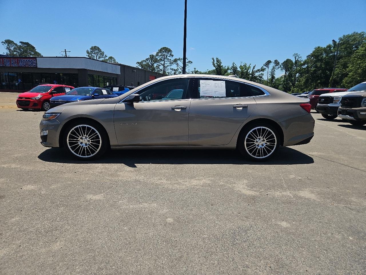 2023 Chevrolet Malibu 4dr Sdn 1LT