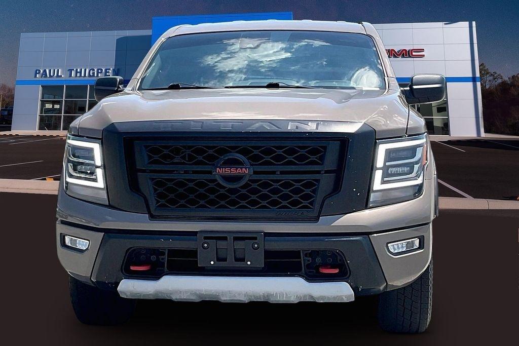 Nissan Titan 4x4 Crew Cab PRO-4X 2022