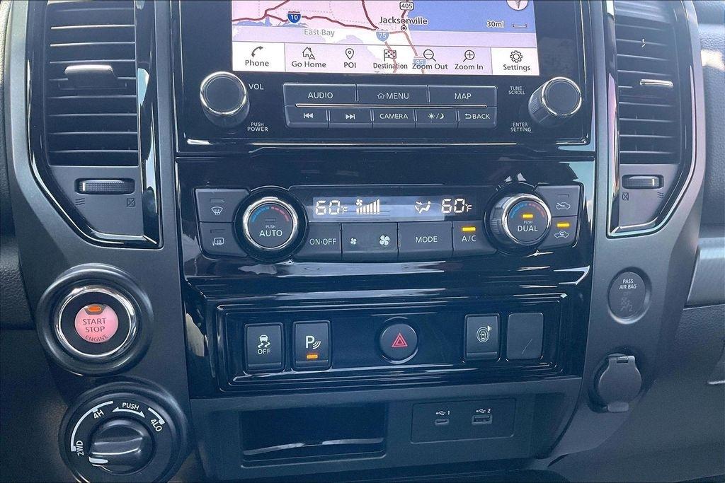 Nissan Titan 4x4 Crew Cab PRO-4X 2022