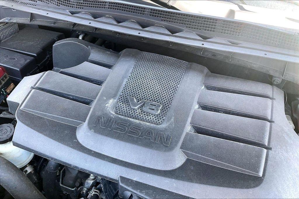 Nissan Titan 4x4 Crew Cab PRO-4X 2022