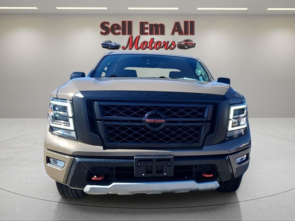 Nissan Titan 4x4 Crew Cab PRO-4X 2022