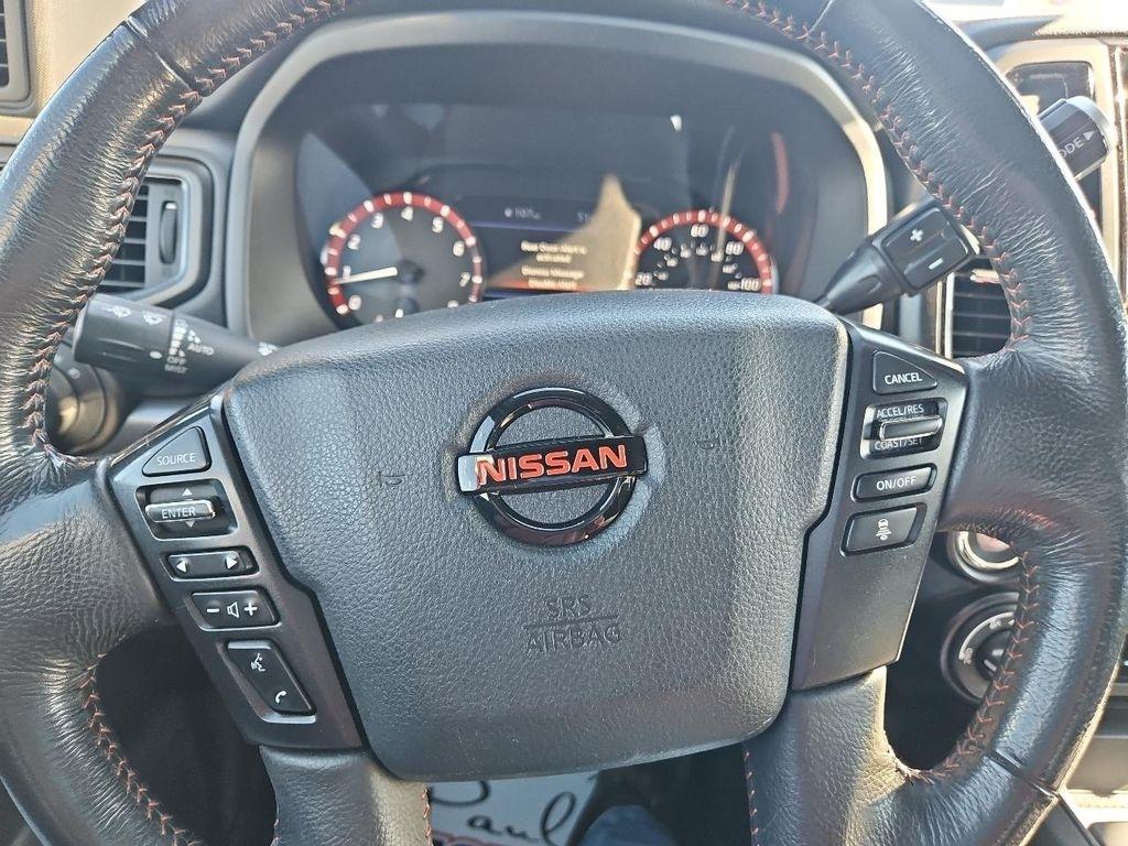 Nissan Titan 4x4 Crew Cab PRO-4X 2022