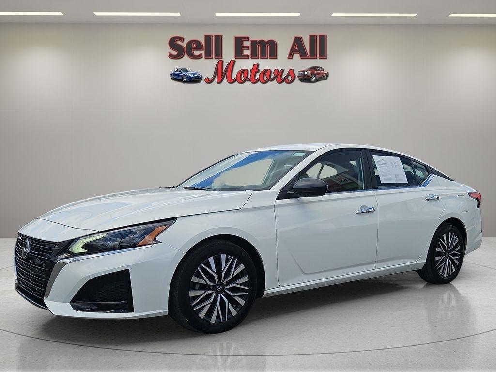 2025 Nissan Altima 2.5 SV's photo