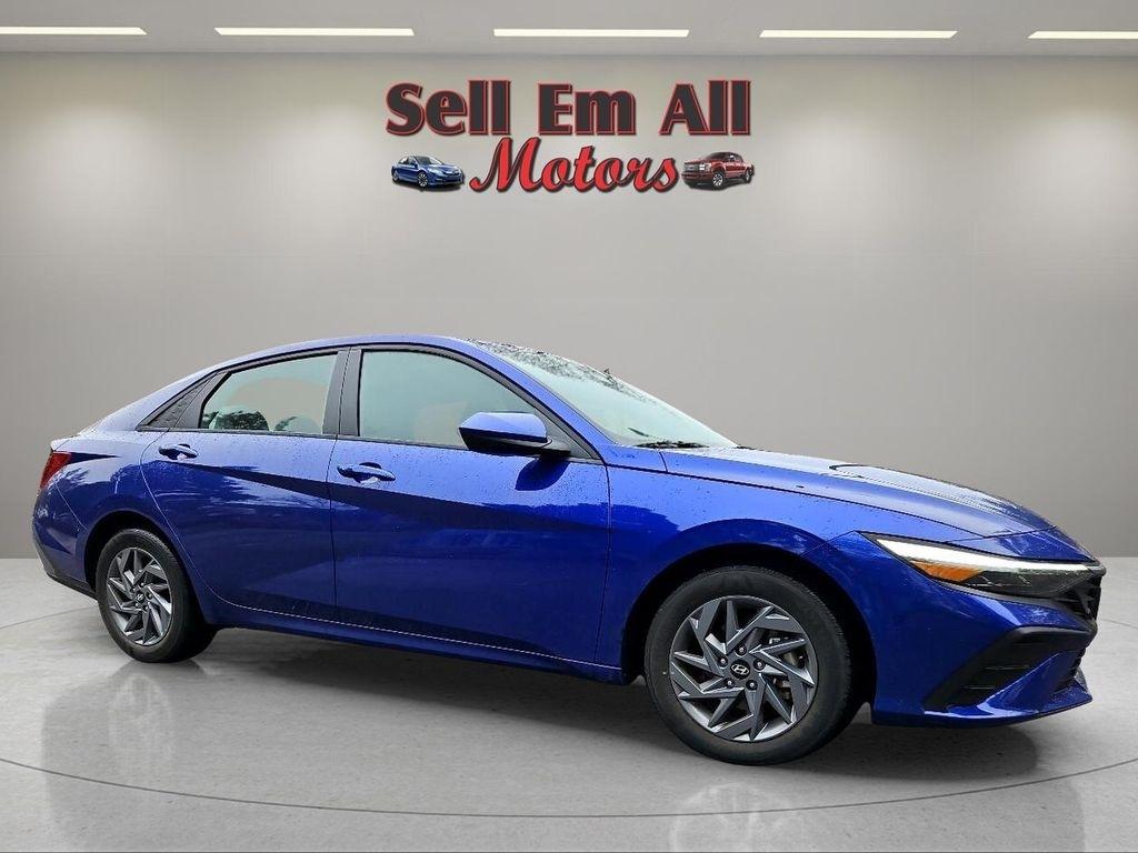 Hyundai Elantra SEL IVT 2024