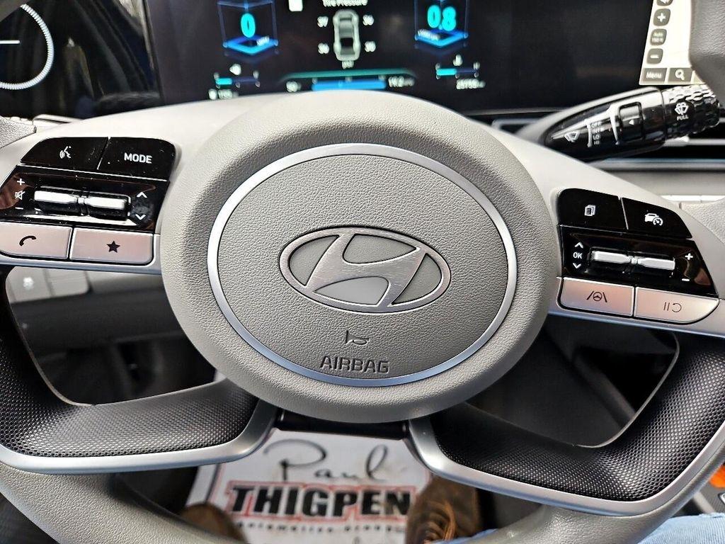 Hyundai Elantra SEL IVT 2024