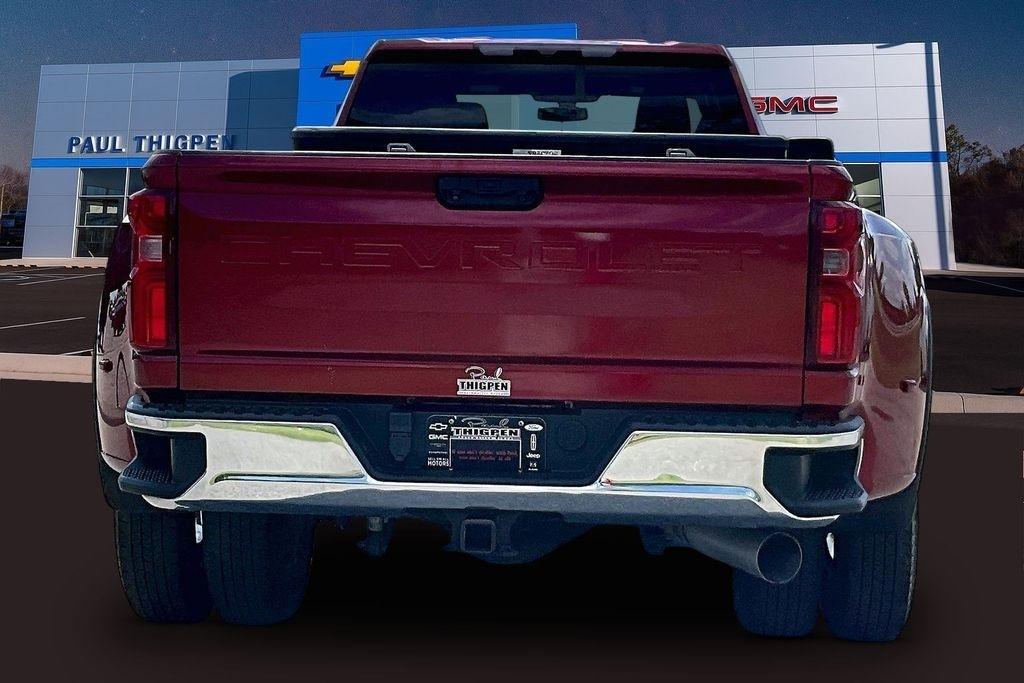 Chevrolet Silverado 3500HD 4WD Crew Cab 172" LTZ 2023