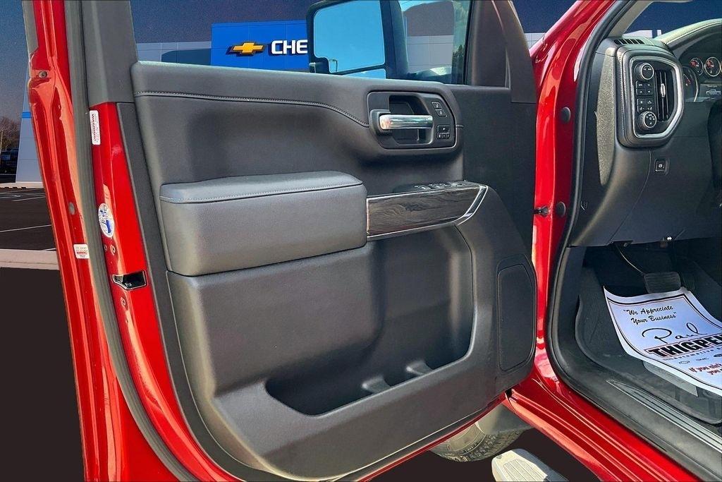 Chevrolet Silverado 3500HD 4WD Crew Cab 172" LTZ 2023
