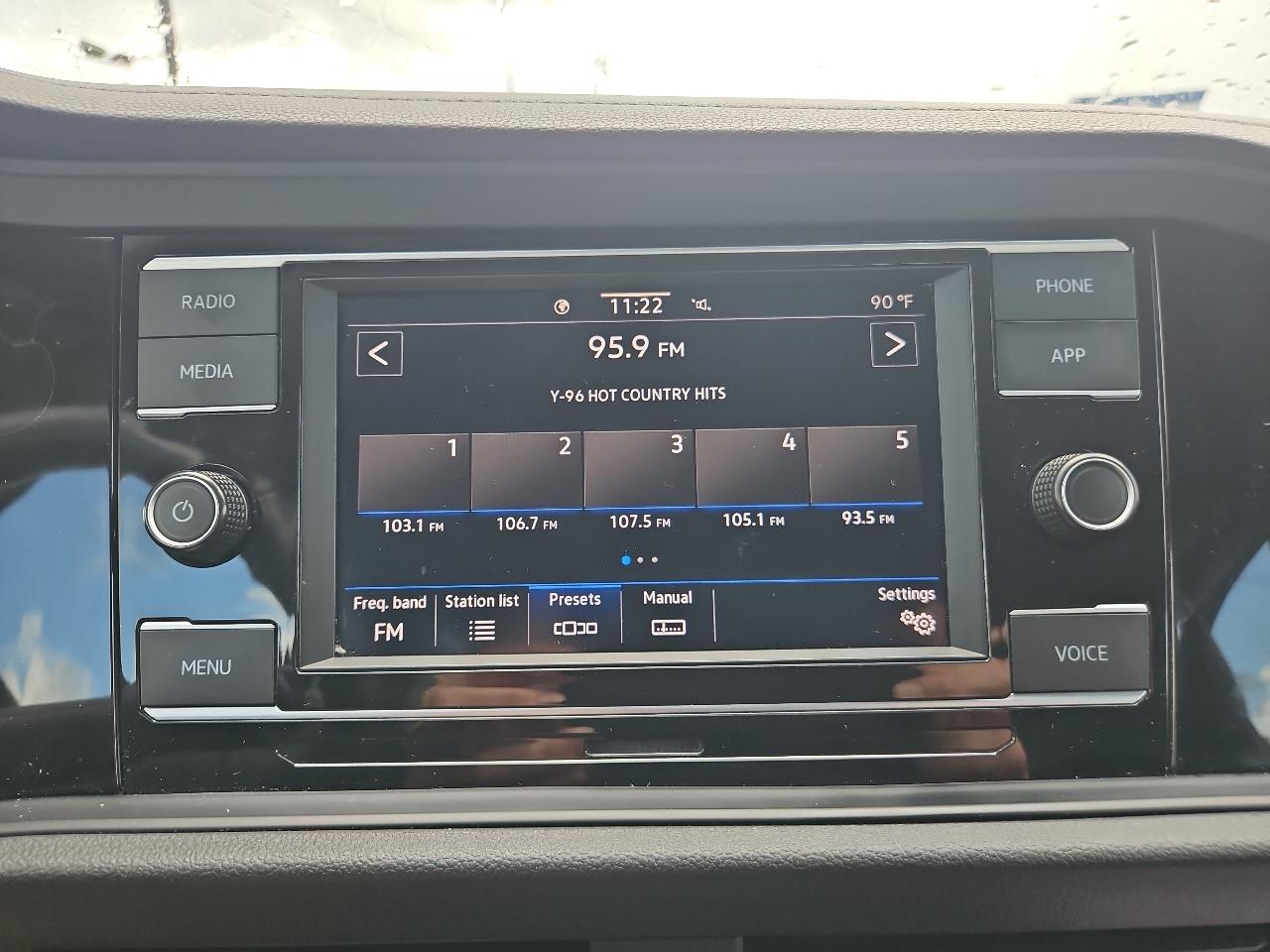 Volkswagen Jetta SE Auto 2024