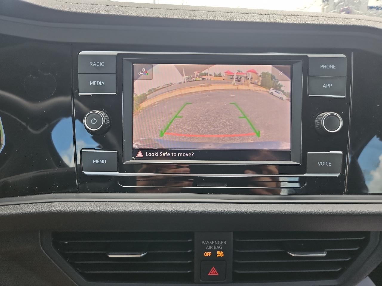 Volkswagen Jetta SE Auto 2024