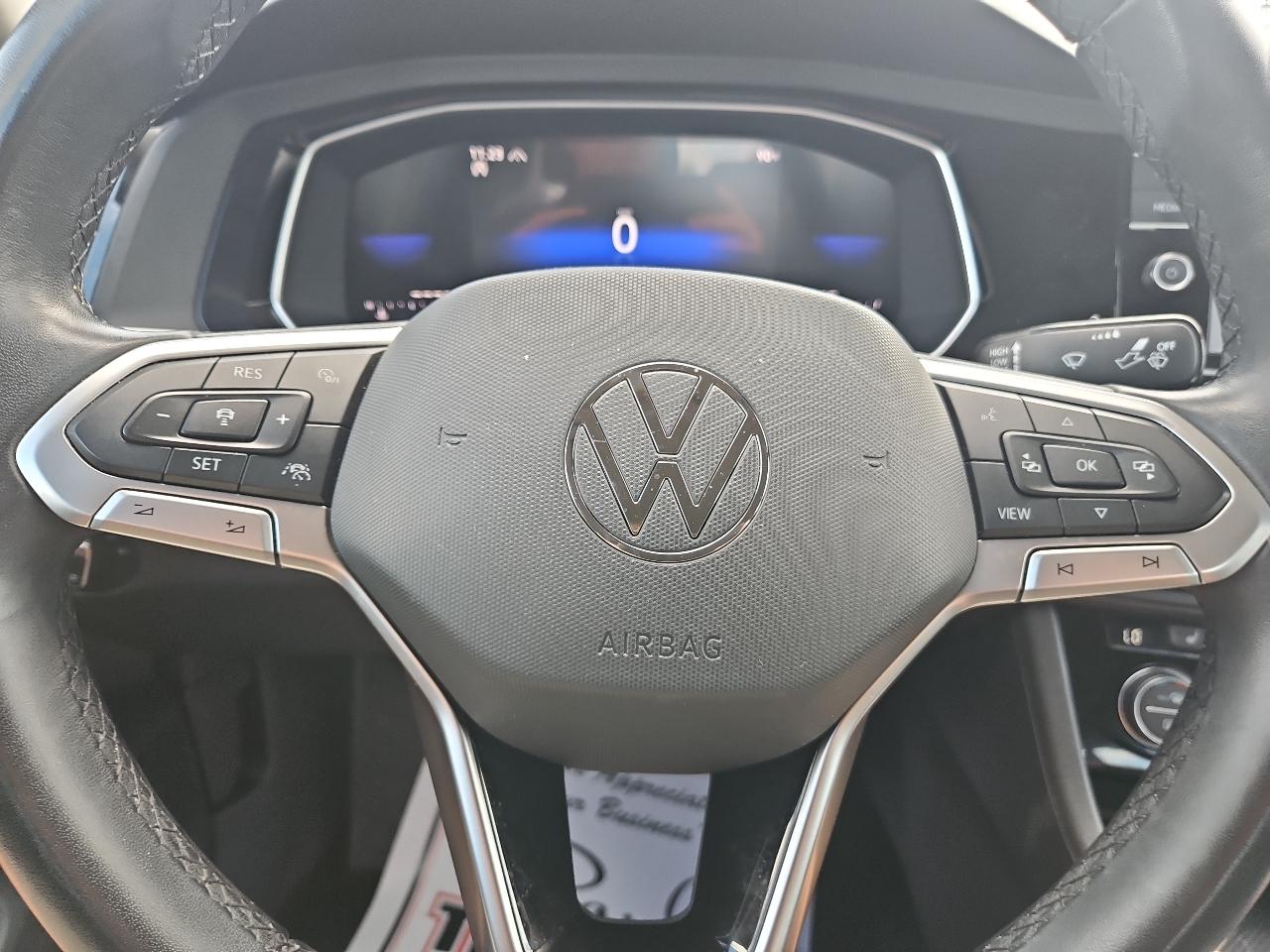 Volkswagen Jetta SE Auto 2024