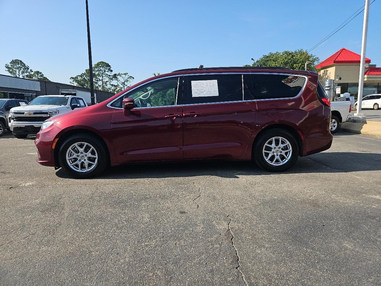 2022 Chrysler Pacifica Touring L FWD