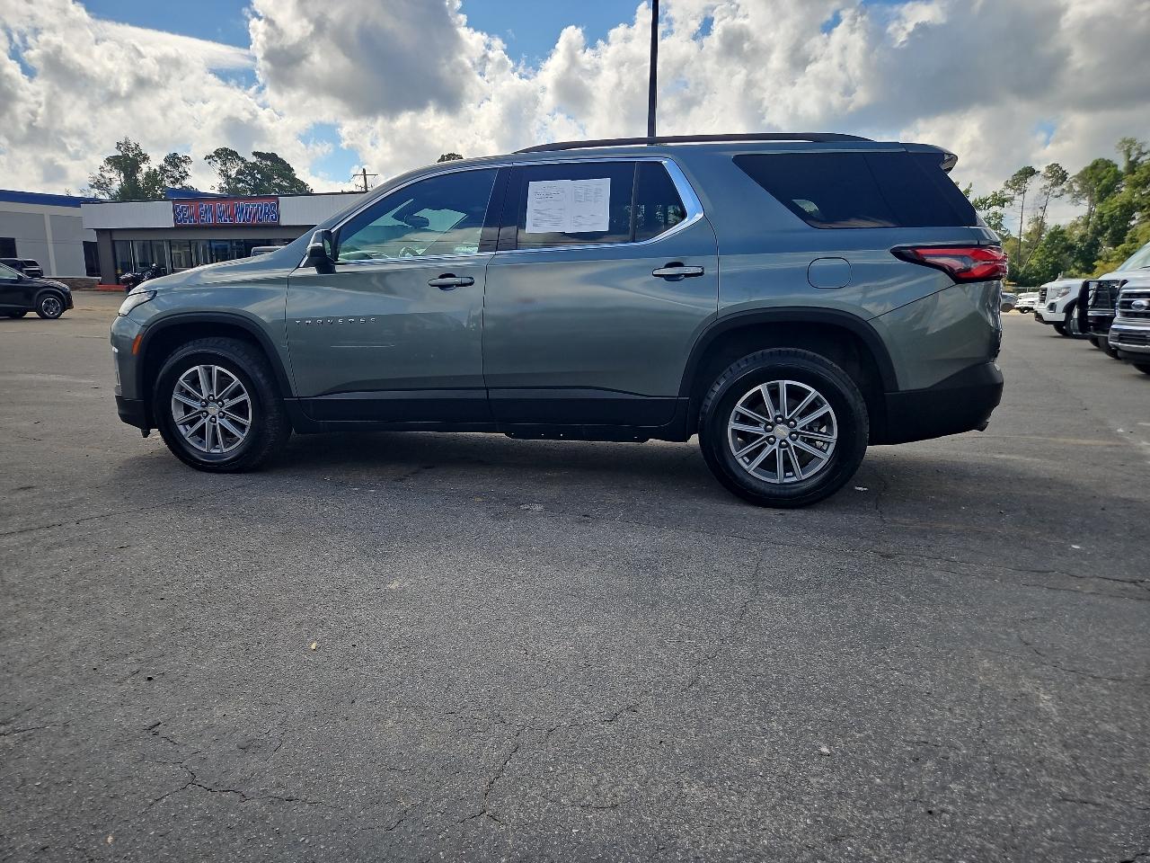 2023 Chevrolet Traverse FWD 4dr LT Cloth w/1LT