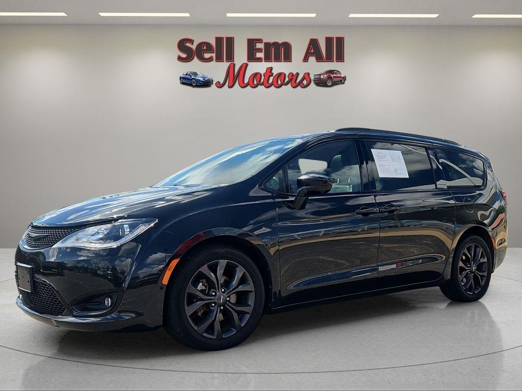 2020 Chrysler Pacifica Touring L Plus FWD