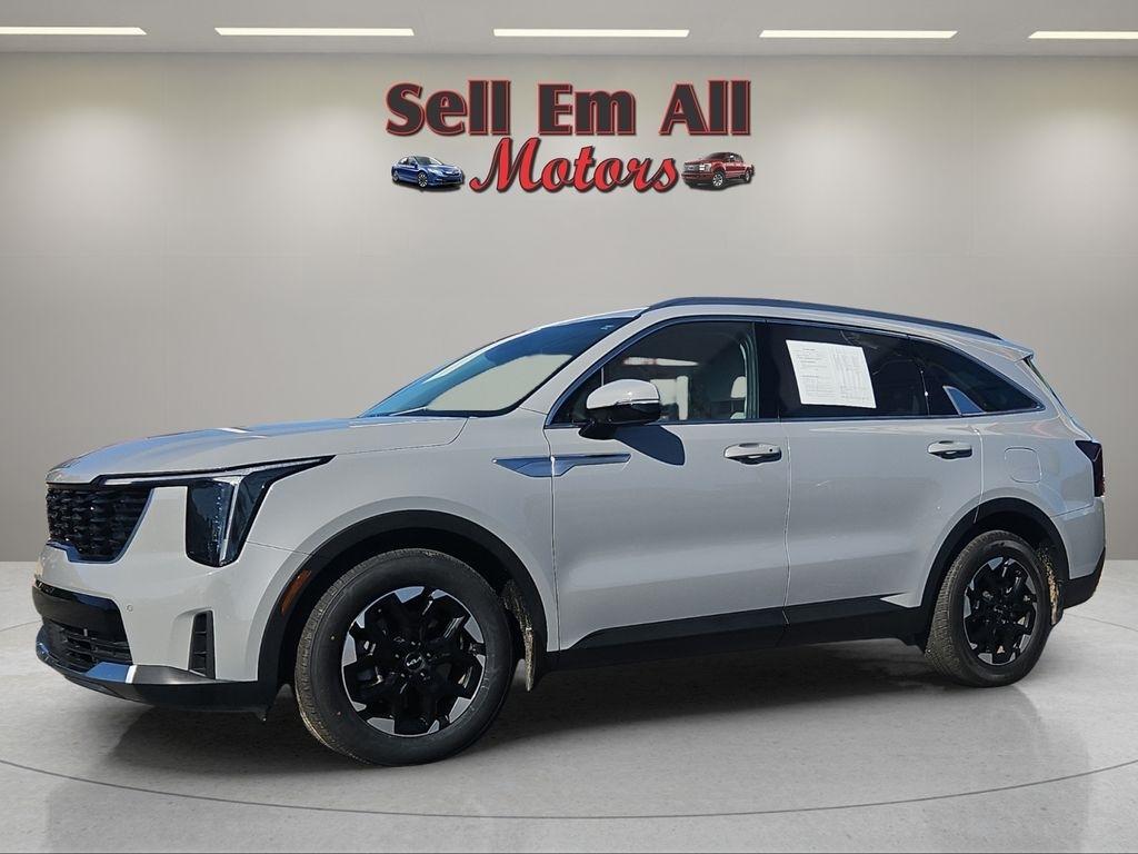 2025 Kia Sorento S FWD
