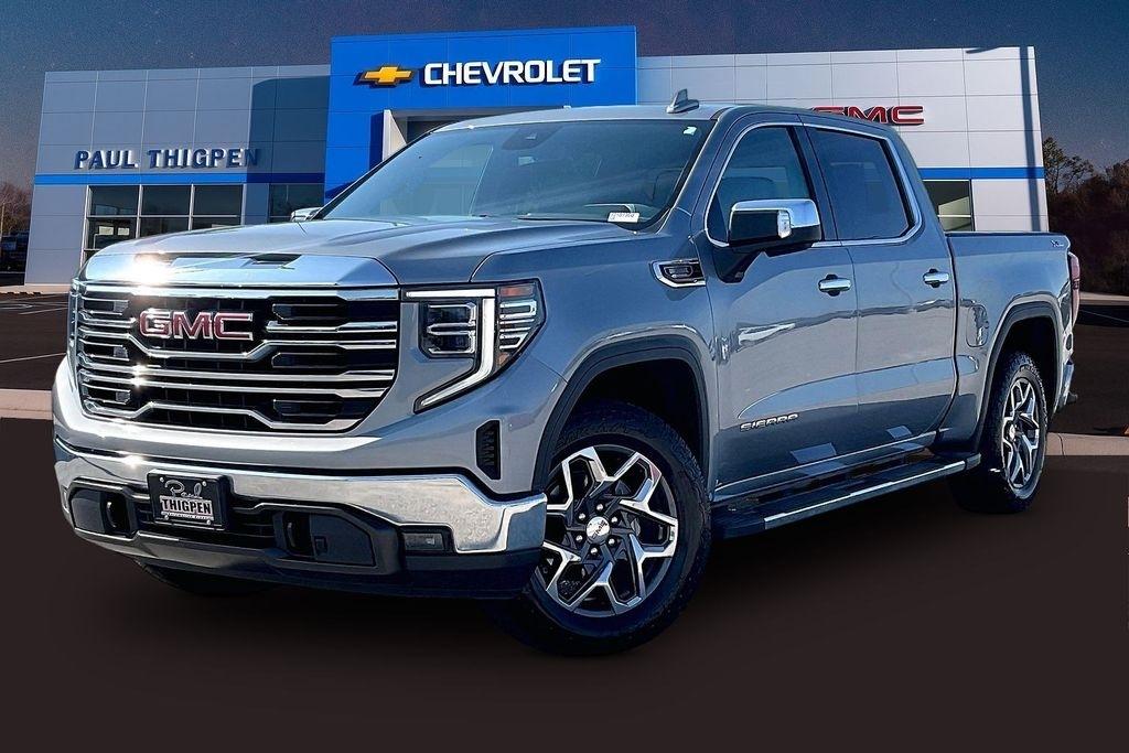 GMC Sierra 1500 4WD Crew Cab 147" SLT 2023
