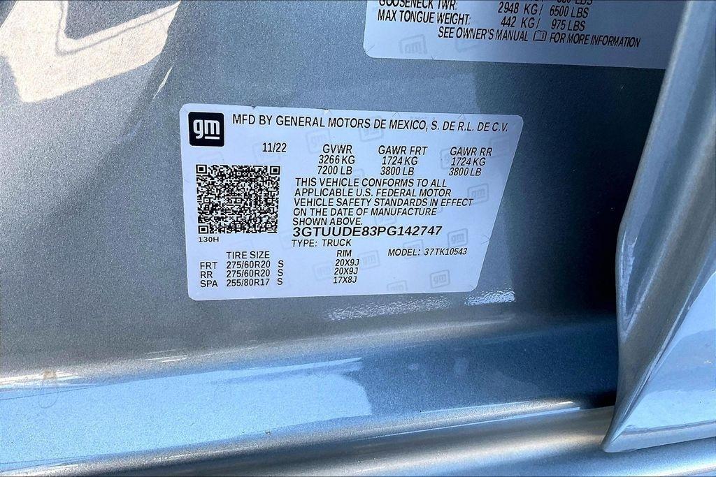 GMC Sierra 1500 4WD Crew Cab 147" SLT 2023
