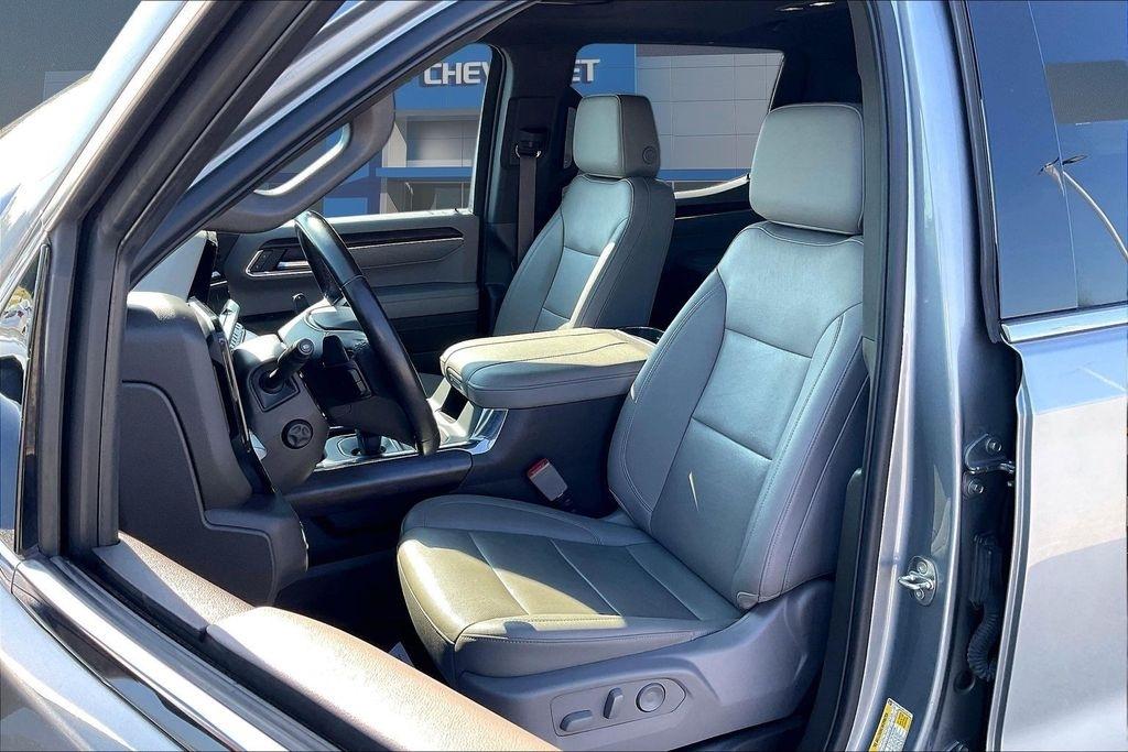 GMC Sierra 1500 4WD Crew Cab 147" SLT 2023
