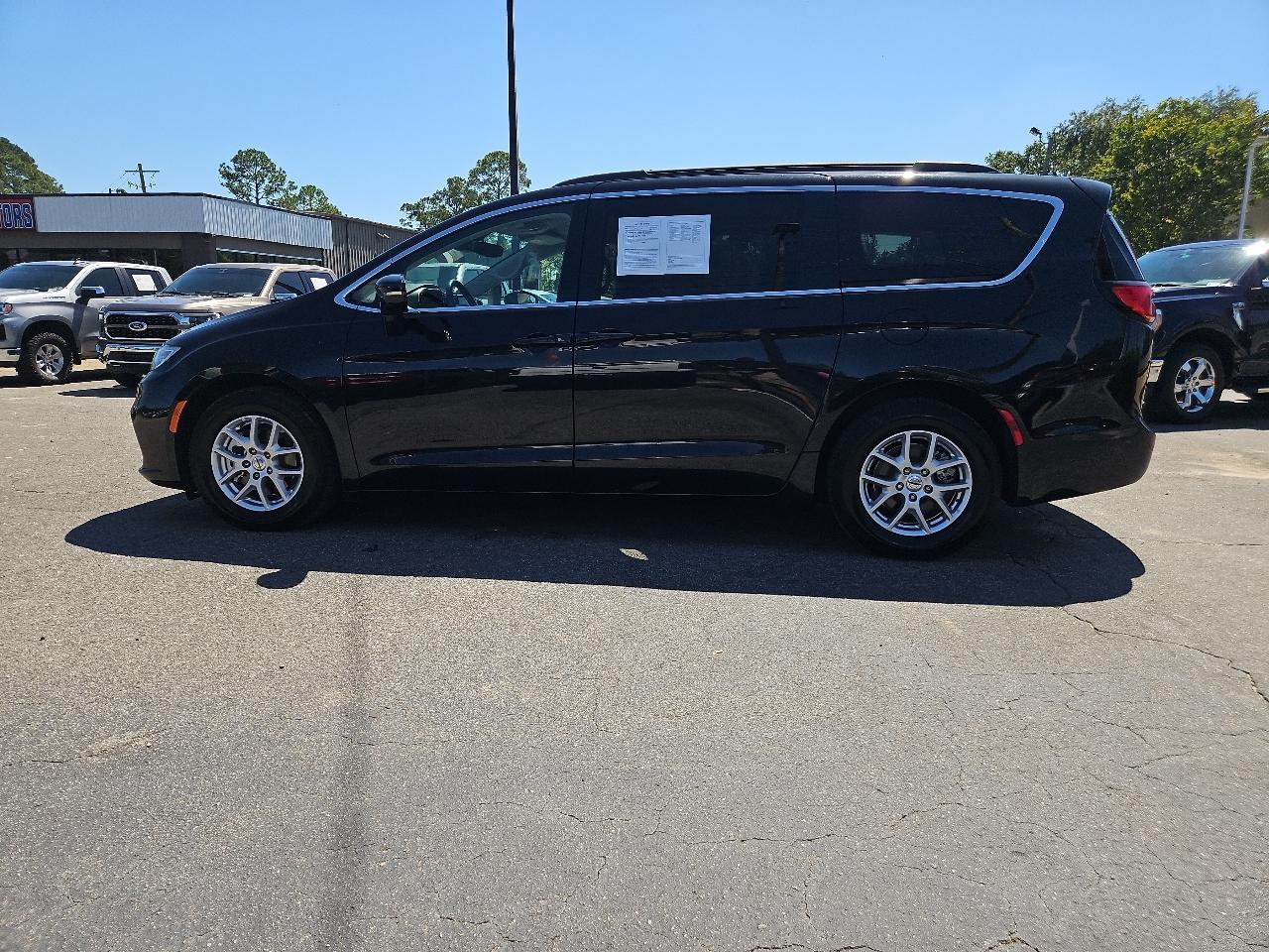 2022 Chrysler Pacifica Touring L FWD