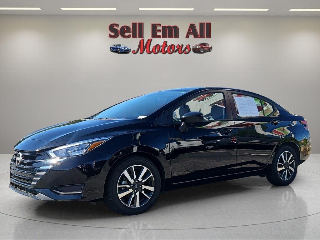 2025 Nissan Versa SV CVT