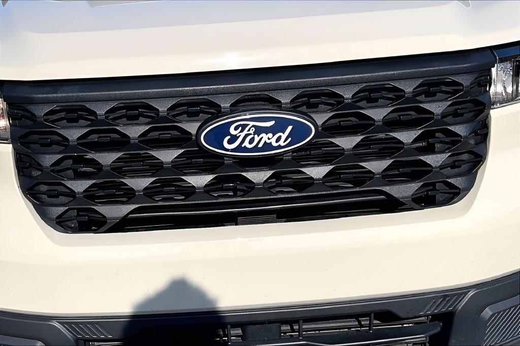 Ford Maverick XL FWD SuperCrew 2025