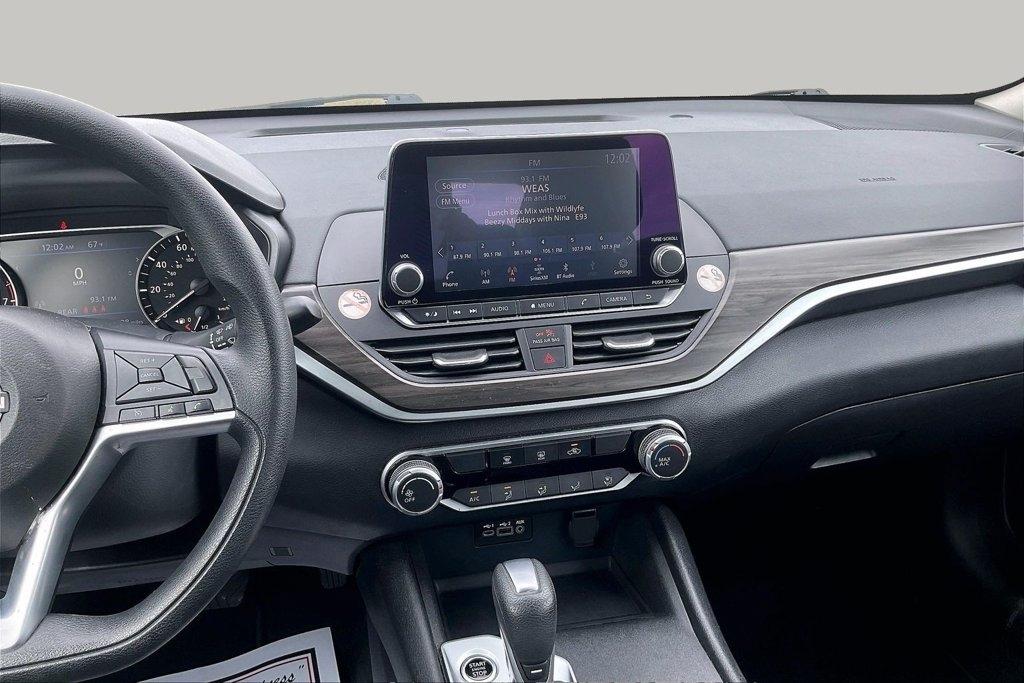 Nissan Altima SV FWD 2025