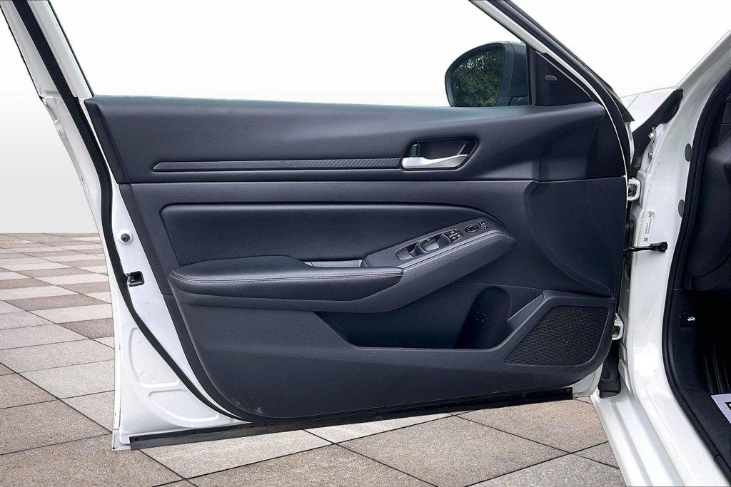 Nissan Altima SV FWD 2025
