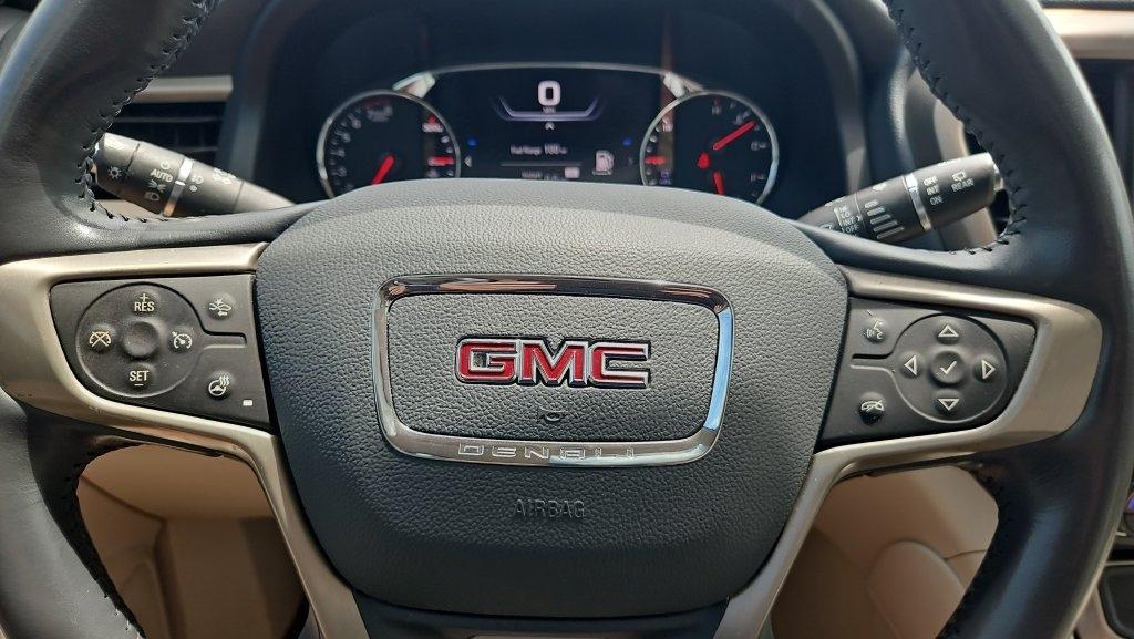 GMC Acadia FWD 4dr Denali 2021