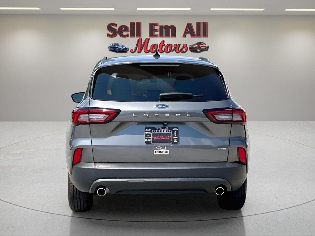Ford Escape ST-Line FWD 2025