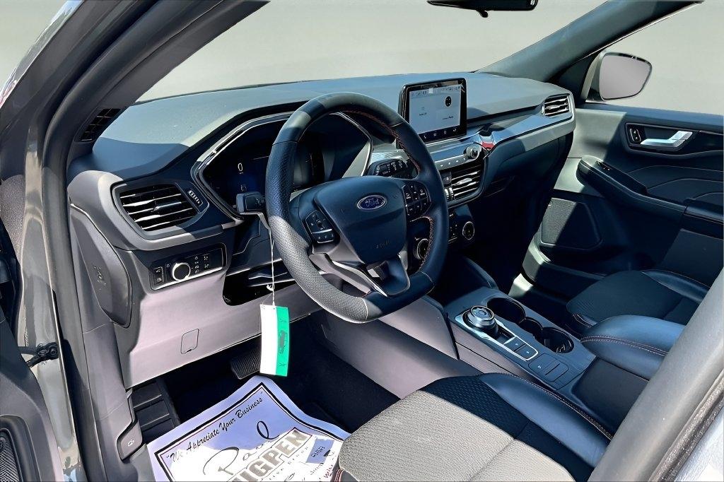 Ford Escape ST-Line FWD 2025