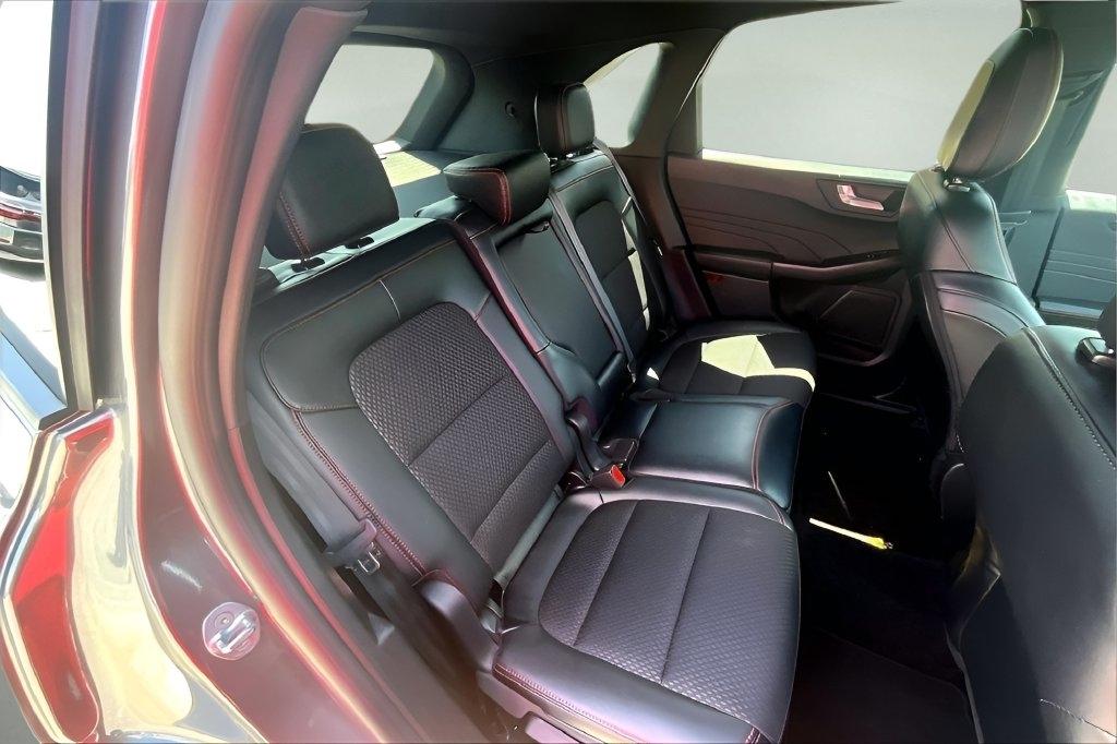 Ford Escape ST-Line FWD 2025