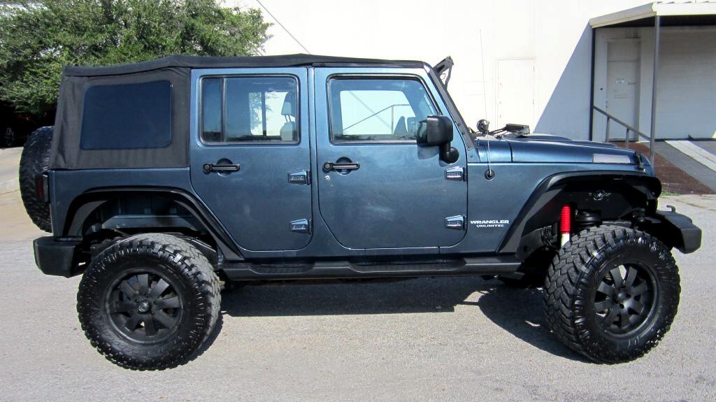Jeep Wrangler 4WD 4dr Unlimited X 2007