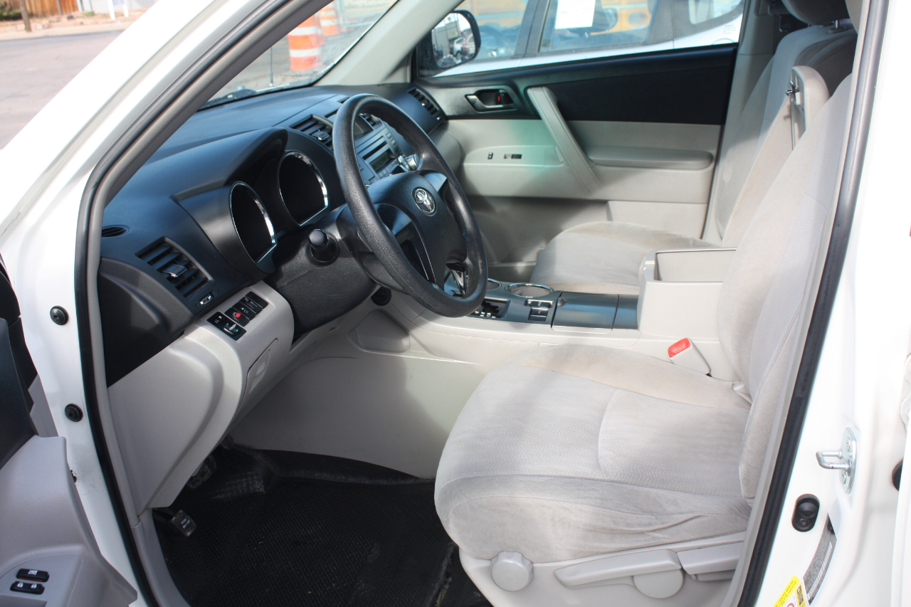 Toyota Highlander  2012