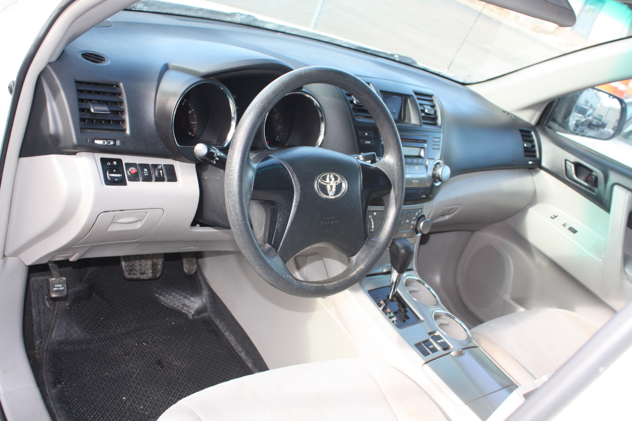 Toyota Highlander  2012