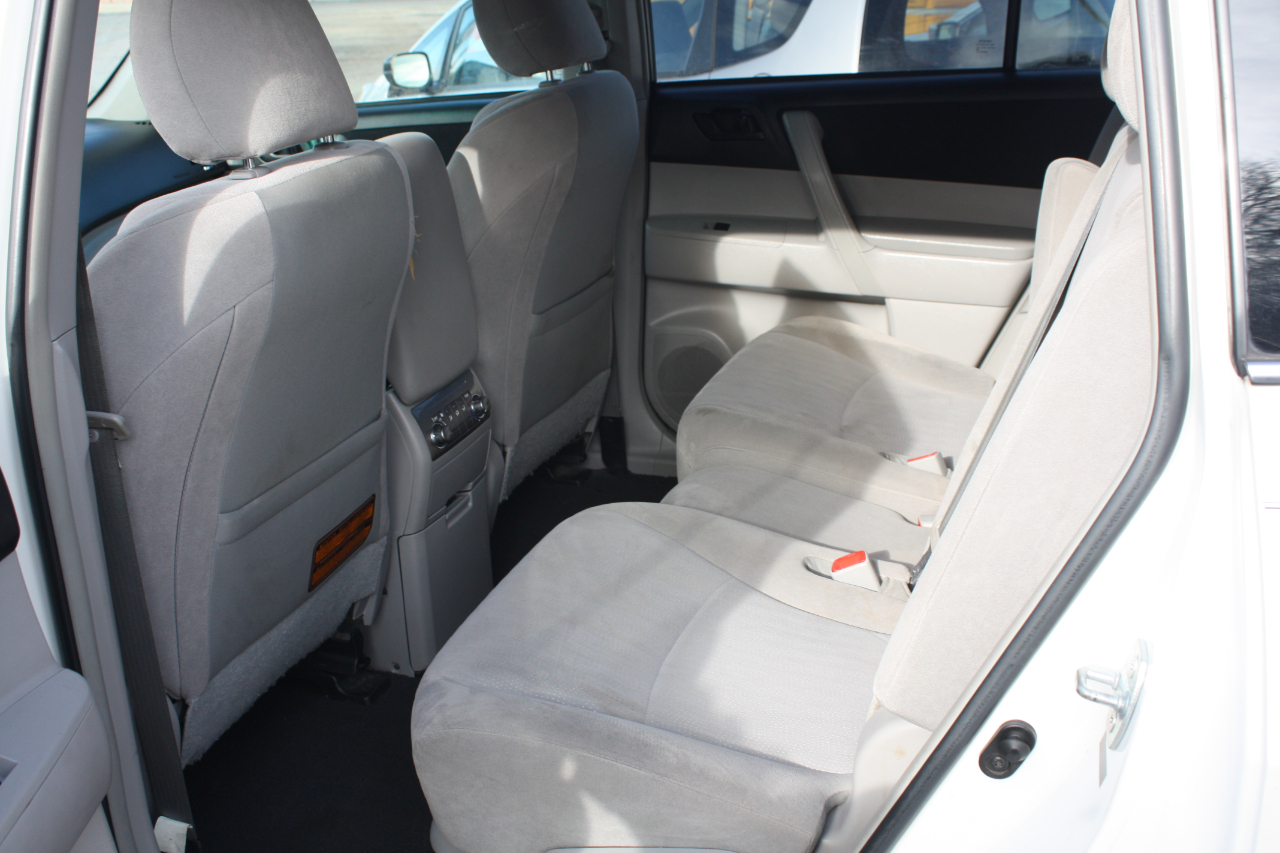 Toyota Highlander  2012