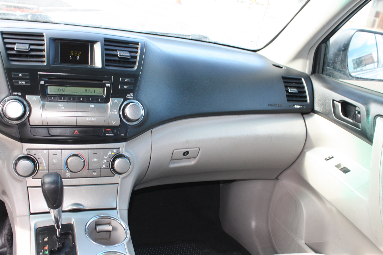 Toyota Highlander  2012