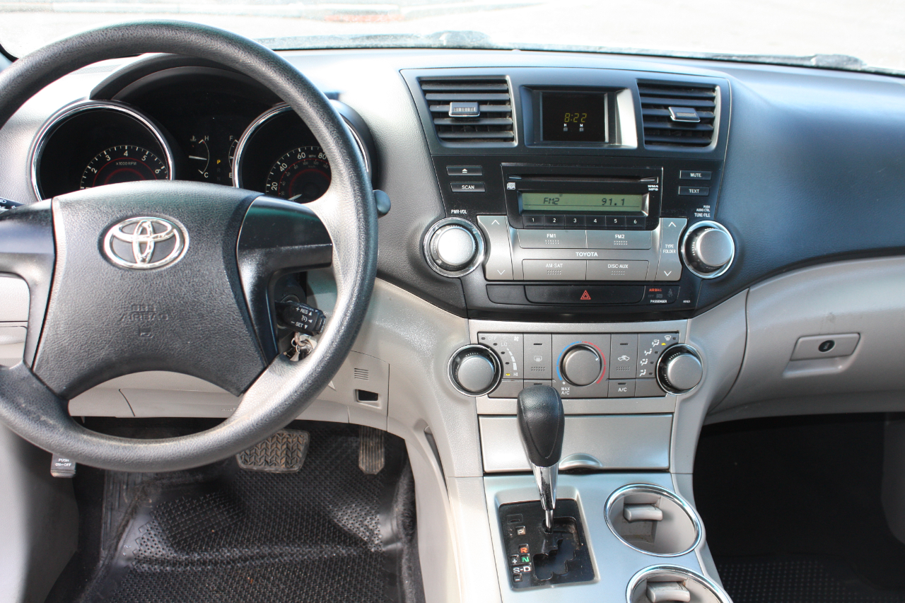 Toyota Highlander  2012
