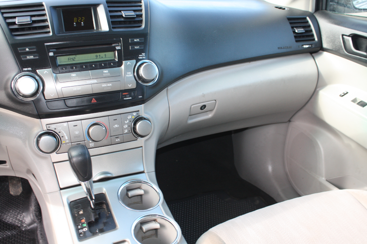 Toyota Highlander  2012