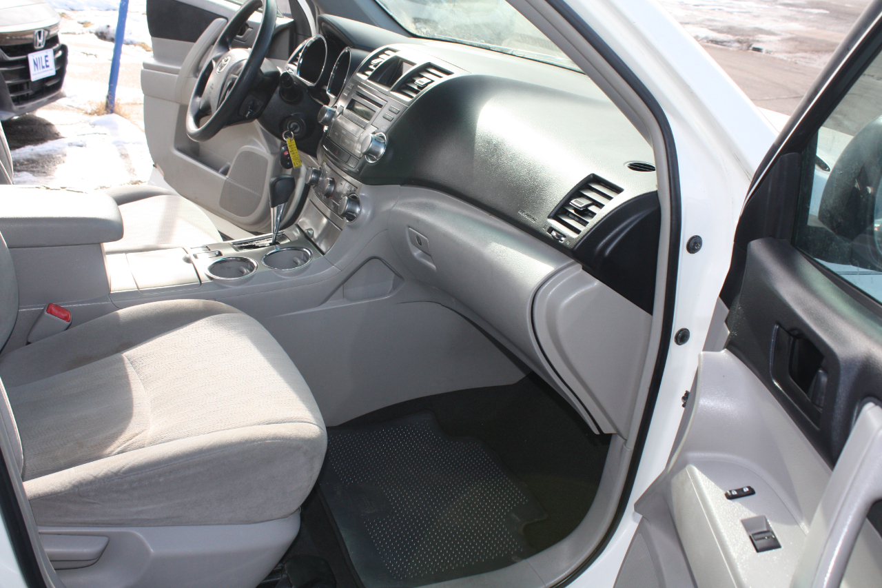 Toyota Highlander  2012