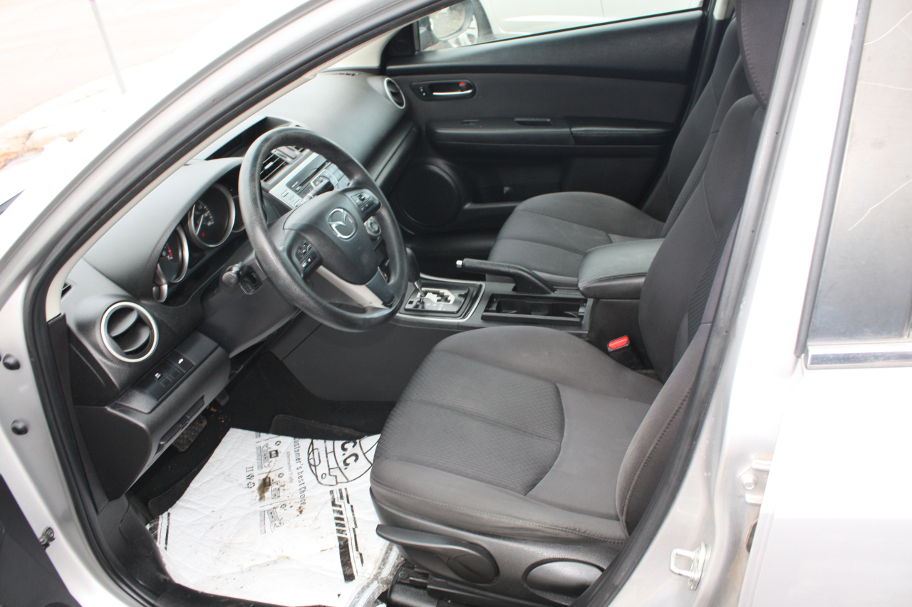 Mazda MAZDA6 i Sport 2012