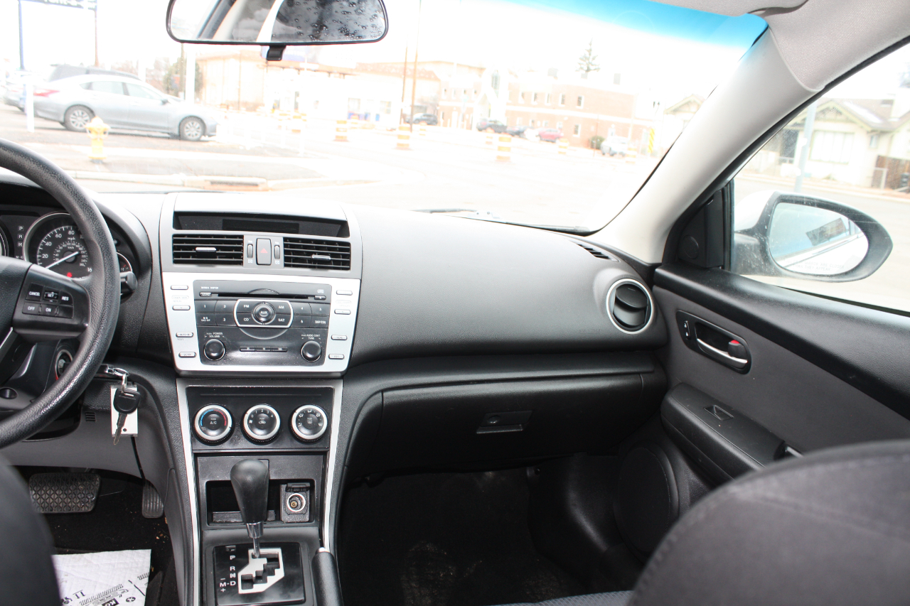 Mazda MAZDA6 i Sport 2012