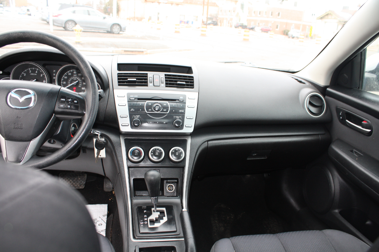 Mazda MAZDA6 i Sport 2012