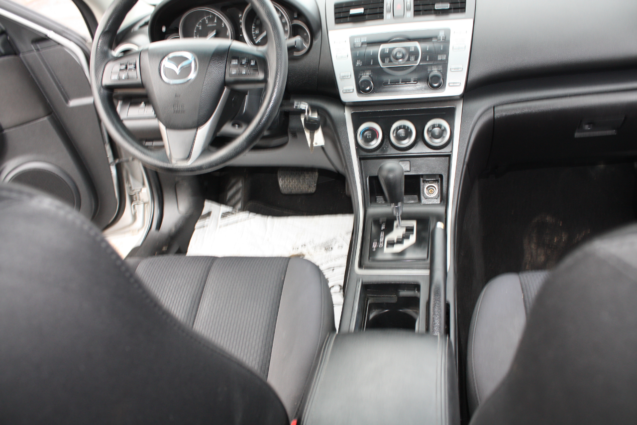 Mazda MAZDA6 i Sport 2012