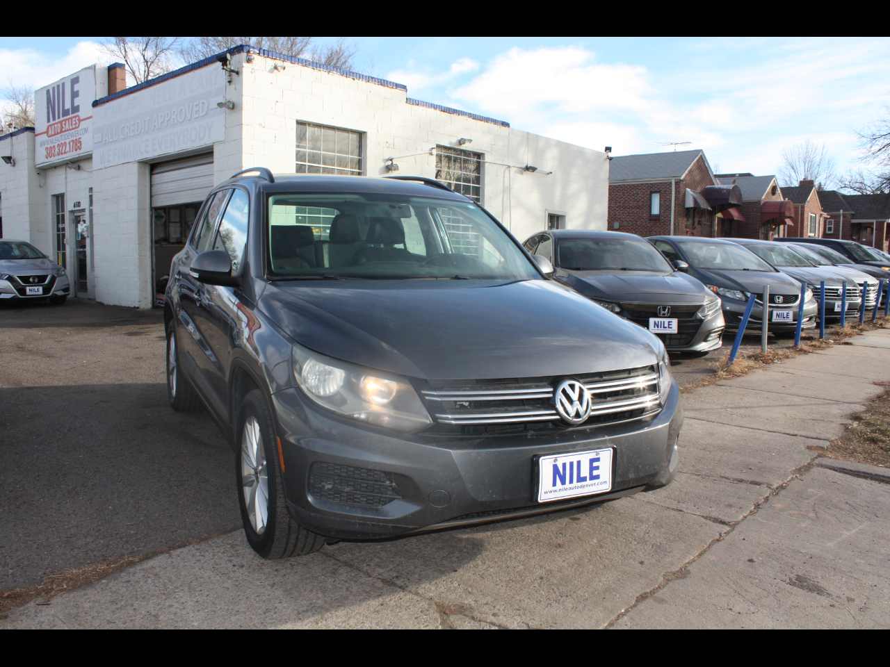 2017 Volkswagen Tiguan S's photo