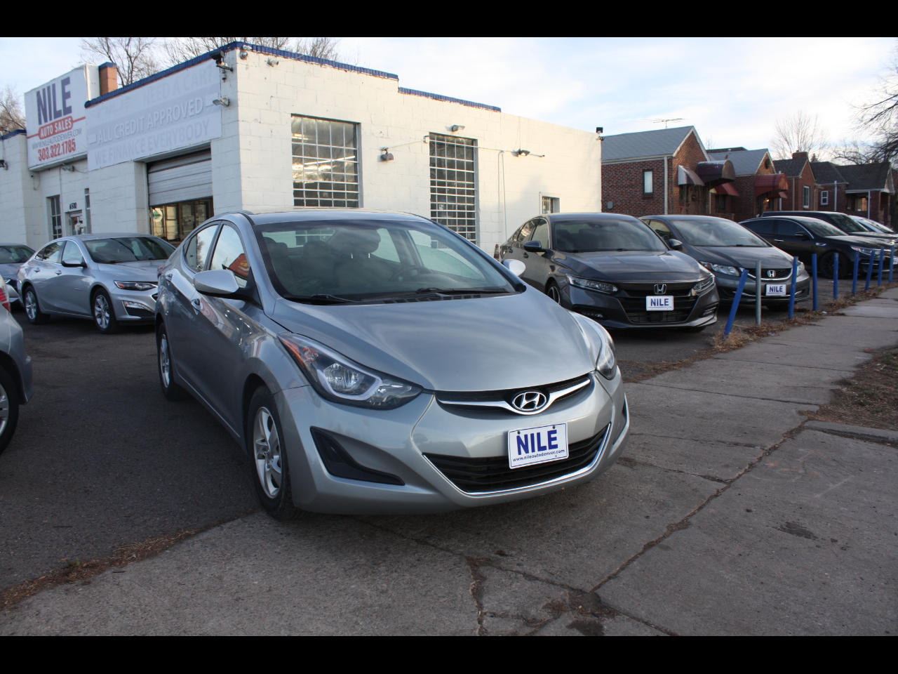 2015 Hyundai Elantra SE 6AT