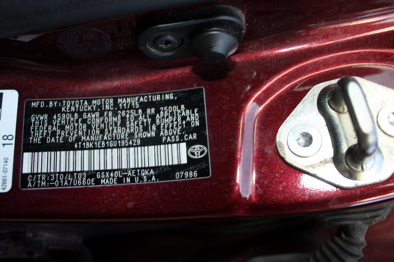 Toyota Avalon XLE 2016