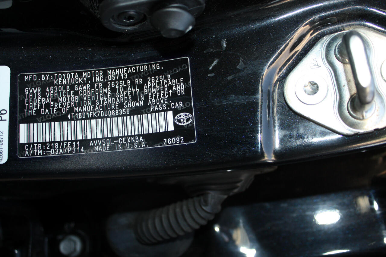 Toyota Camry Hybrid XLE 2013