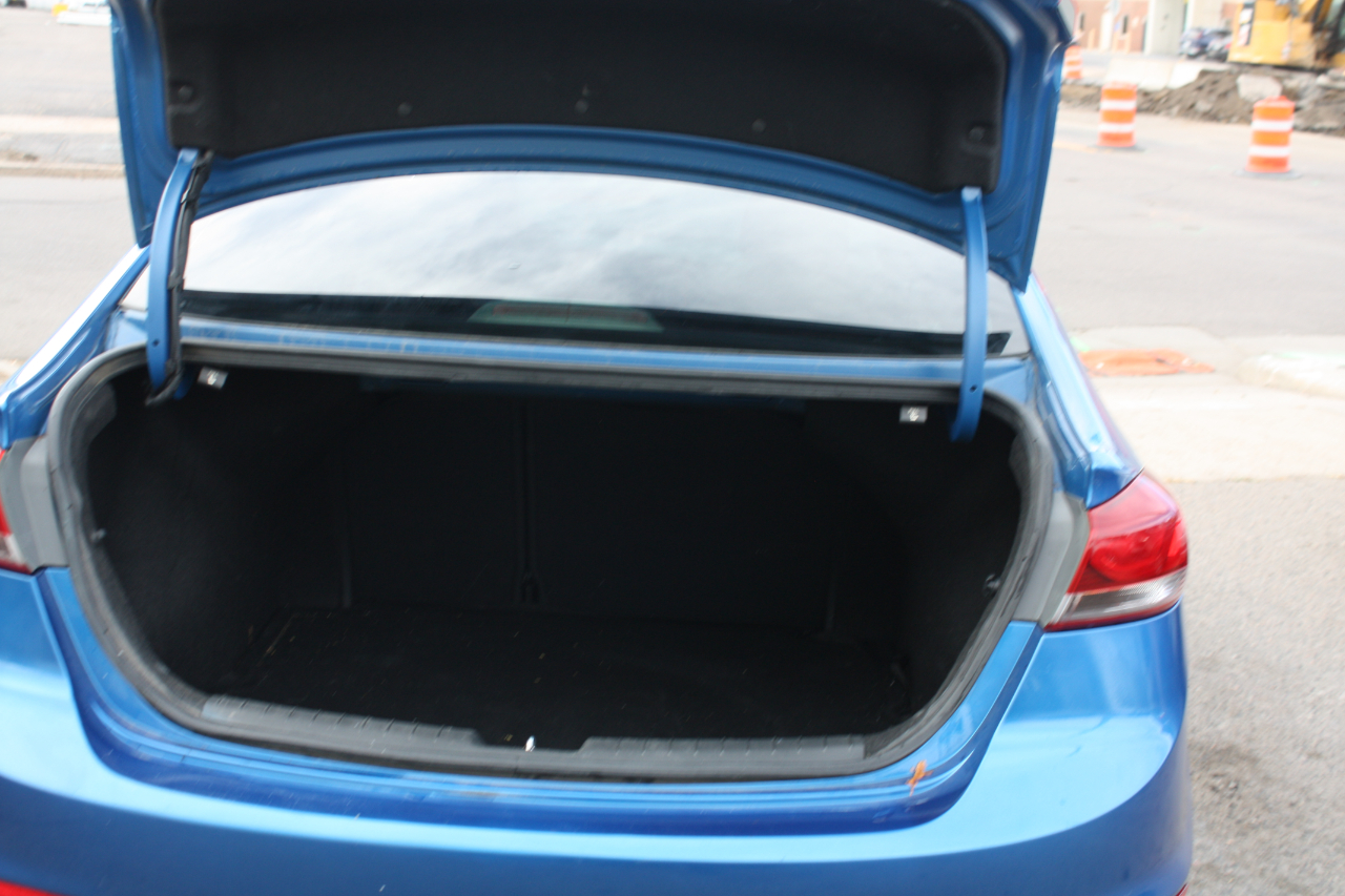 Hyundai Elantra Limited 2017